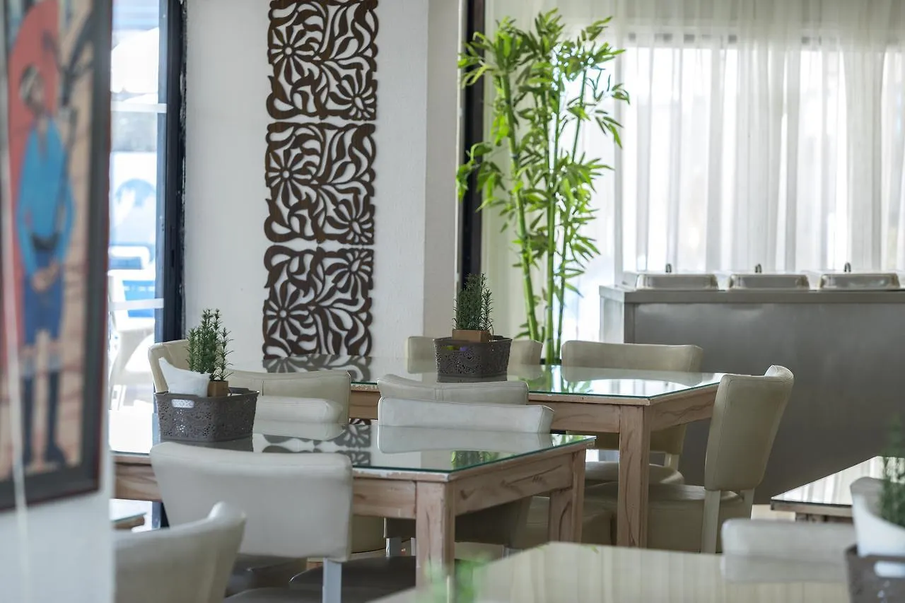 Cactus Hotel Larnaca